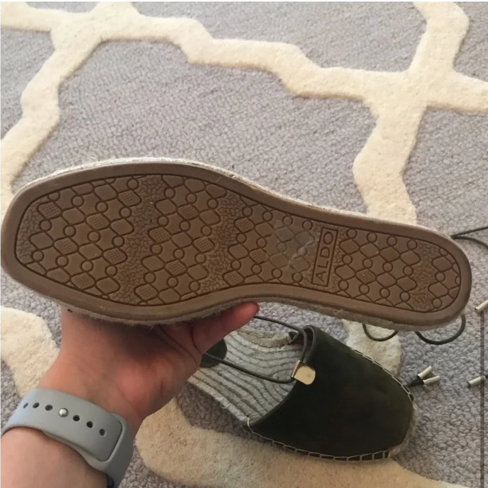 Aldo gorgeous lace